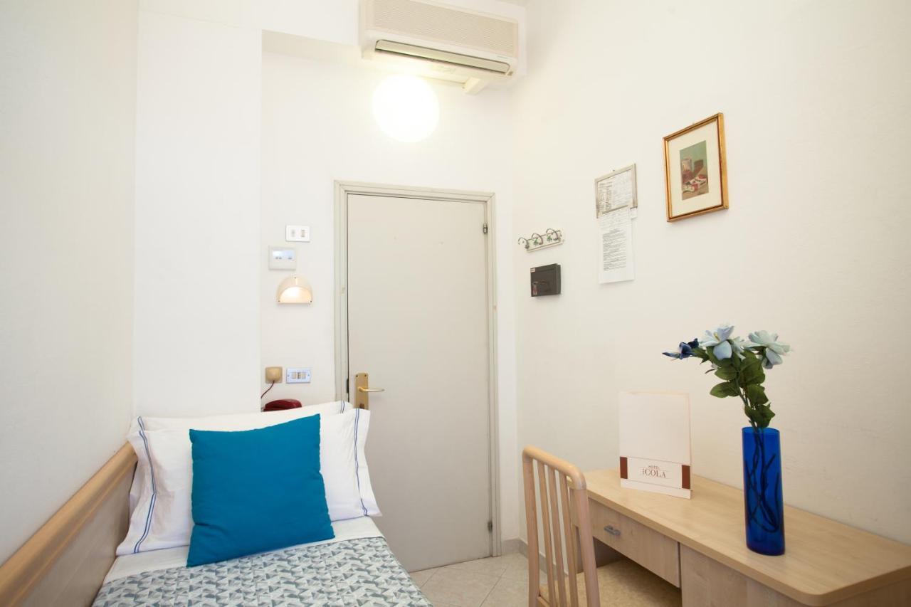 Hotel Cola Frontemare Bellaria-Igea Marina Eksteriør billede