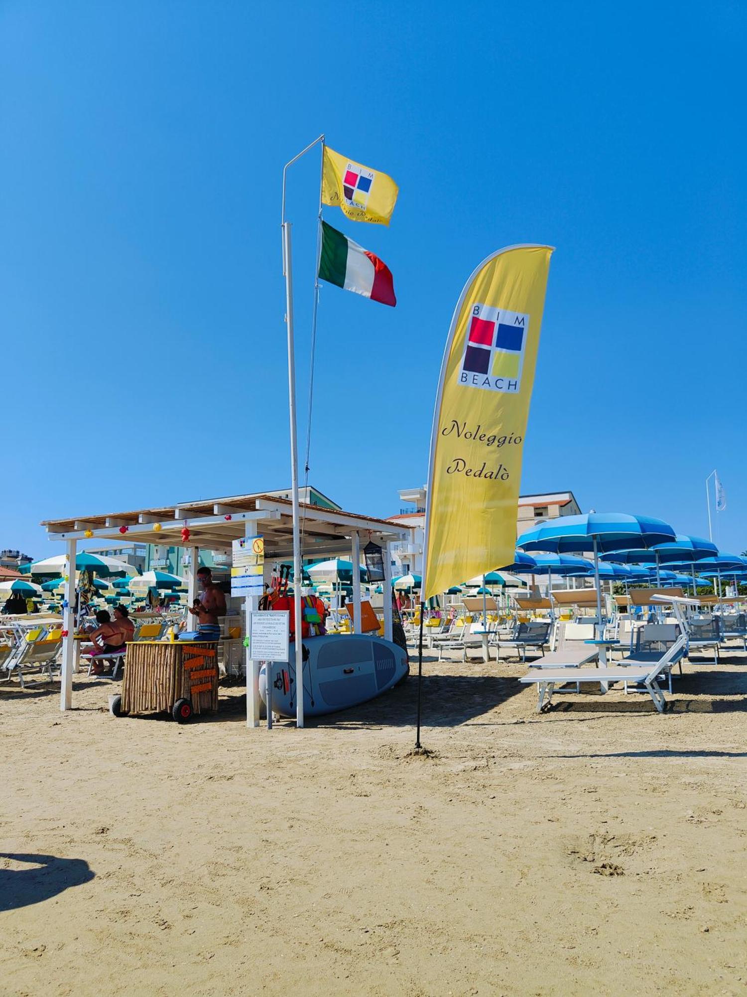 Hotel Cola Frontemare Bellaria-Igea Marina Eksteriør billede
